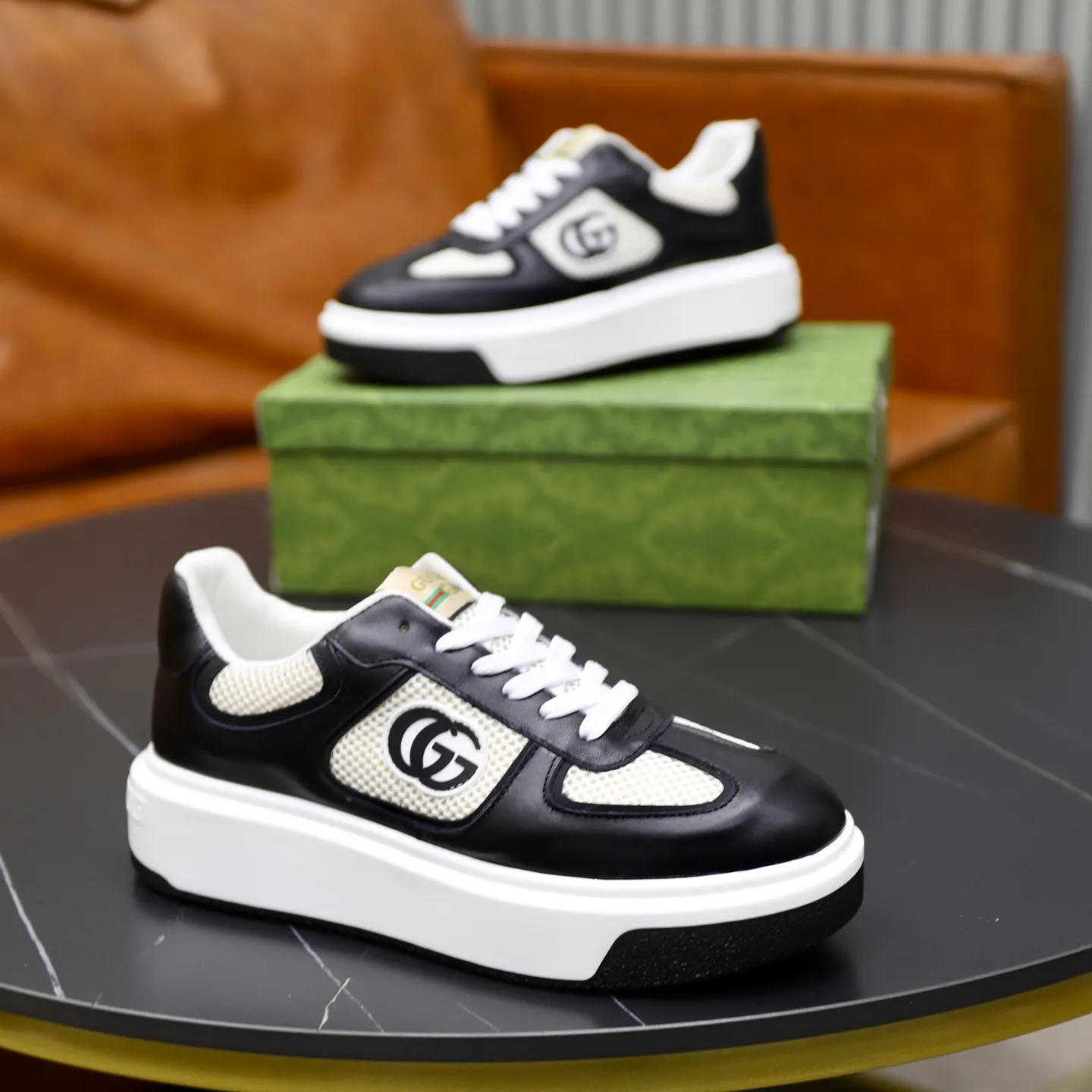Ex-factory price: 462💰🙅‍♂️🙅‍♂️🙅‍♂️ Brand: GUCCI Standard code: 38-44 (45 customized) Grade: Same as the official website Material: Original cowhide material stitching Comfortable sheepskin lining Lightweight and wear-resistant sports outsole Style category: Men's fashionable casual shoes Running sneakers Distinguished luxury brand elements Top luxury Color: actual picture color